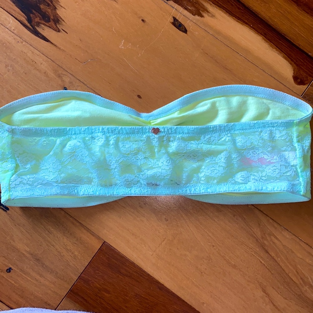 PINK VICTORIA’S SECRET LACE BANDEAU LIKE NEW - Picture 2 of 4
